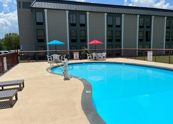 Quality Inn & Suites